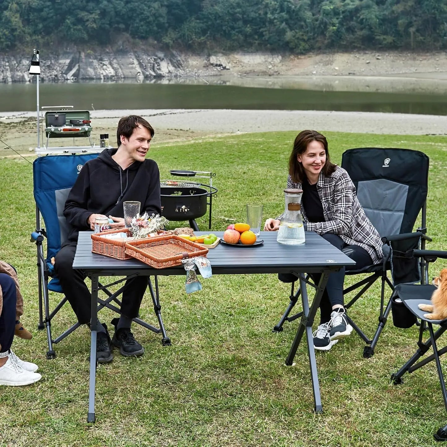EVER ADVANCED Campingtisch Klappbar Aluminium 120X70CM Klapptisch 100KG Belastbar Aufrollbarer Tischplatte für 4-6 Personen, Falttisch mit Tragetasche für Camping Picknick Garten Balkon, Dunkelgrau