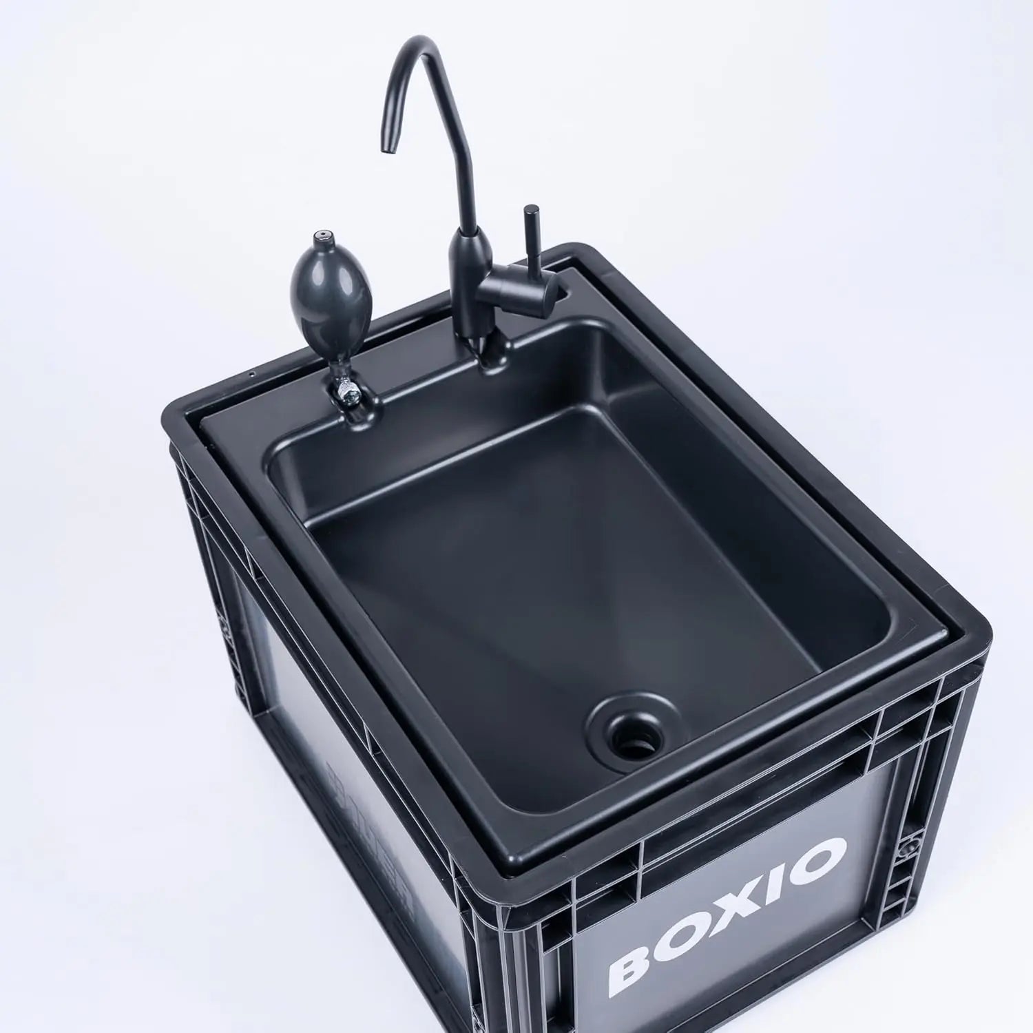 BOXIO - WASH: Mobiles 40x30 Spülbecken, Camping Waschbecken mit Pumpe ohne Strom, Camping Zubehör in Eurobox für den Van Ausbau, Friseur oder outdoor auf Festival & Garten, Spüle als Camping Gadgets