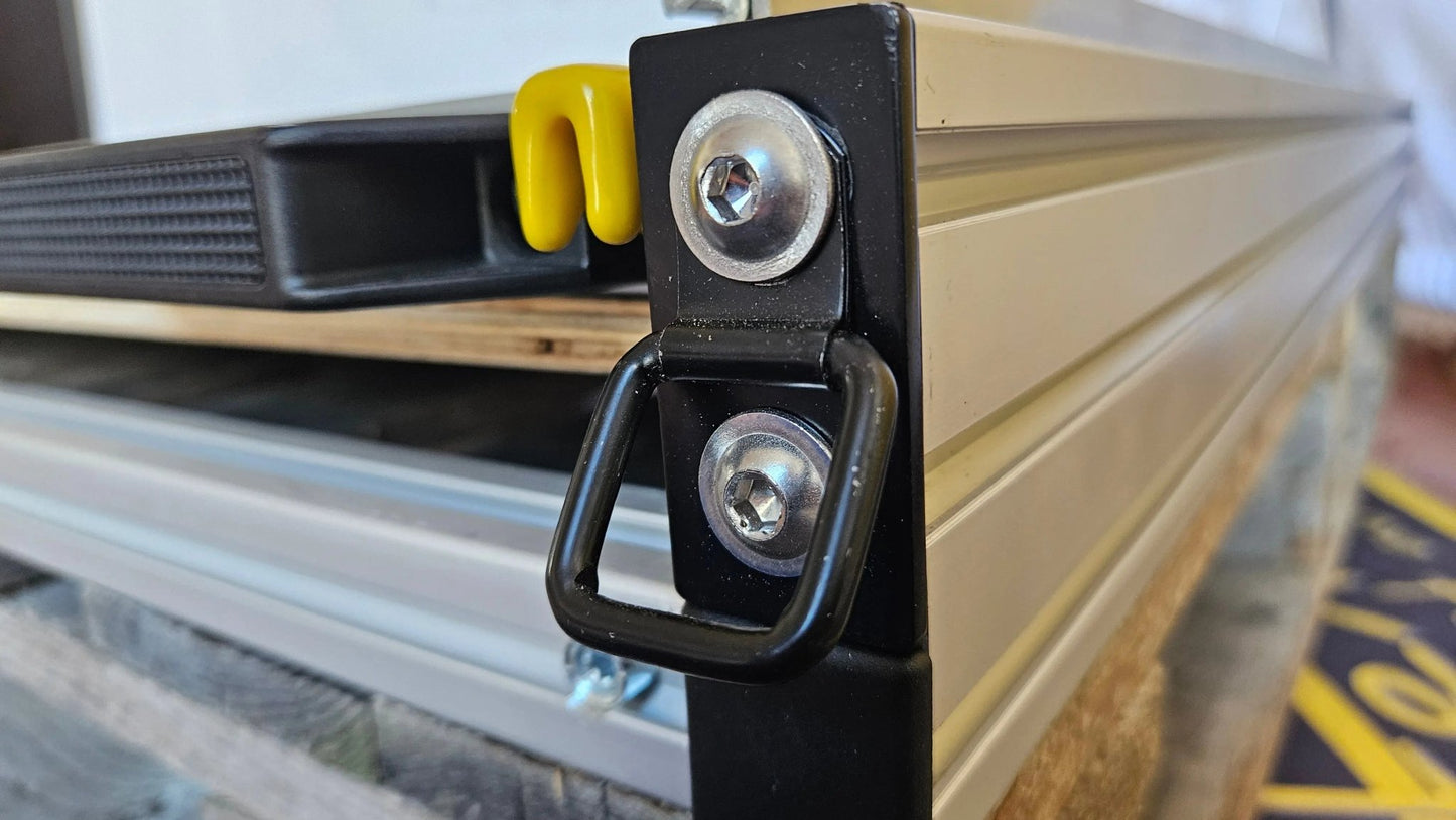 CARLOS – Campingbox mit Heckauszug & faltbarem Bettauszug - Campingbox mit Lattenrost für Transporter & Vans | Kastenkiste.de